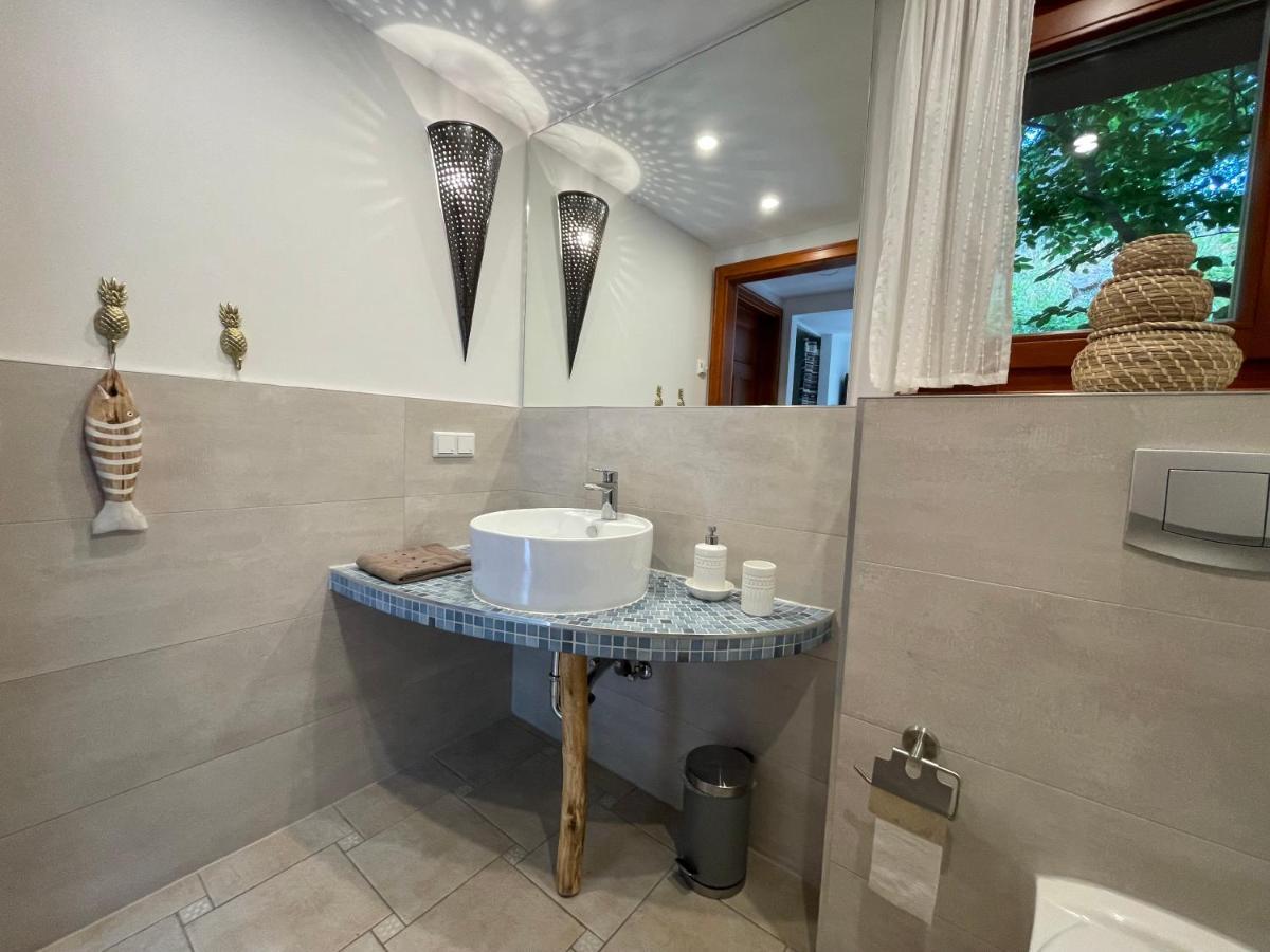 Bungalows Am Waldessaum Bei Hohenzieritz Ngoại thất bức ảnh