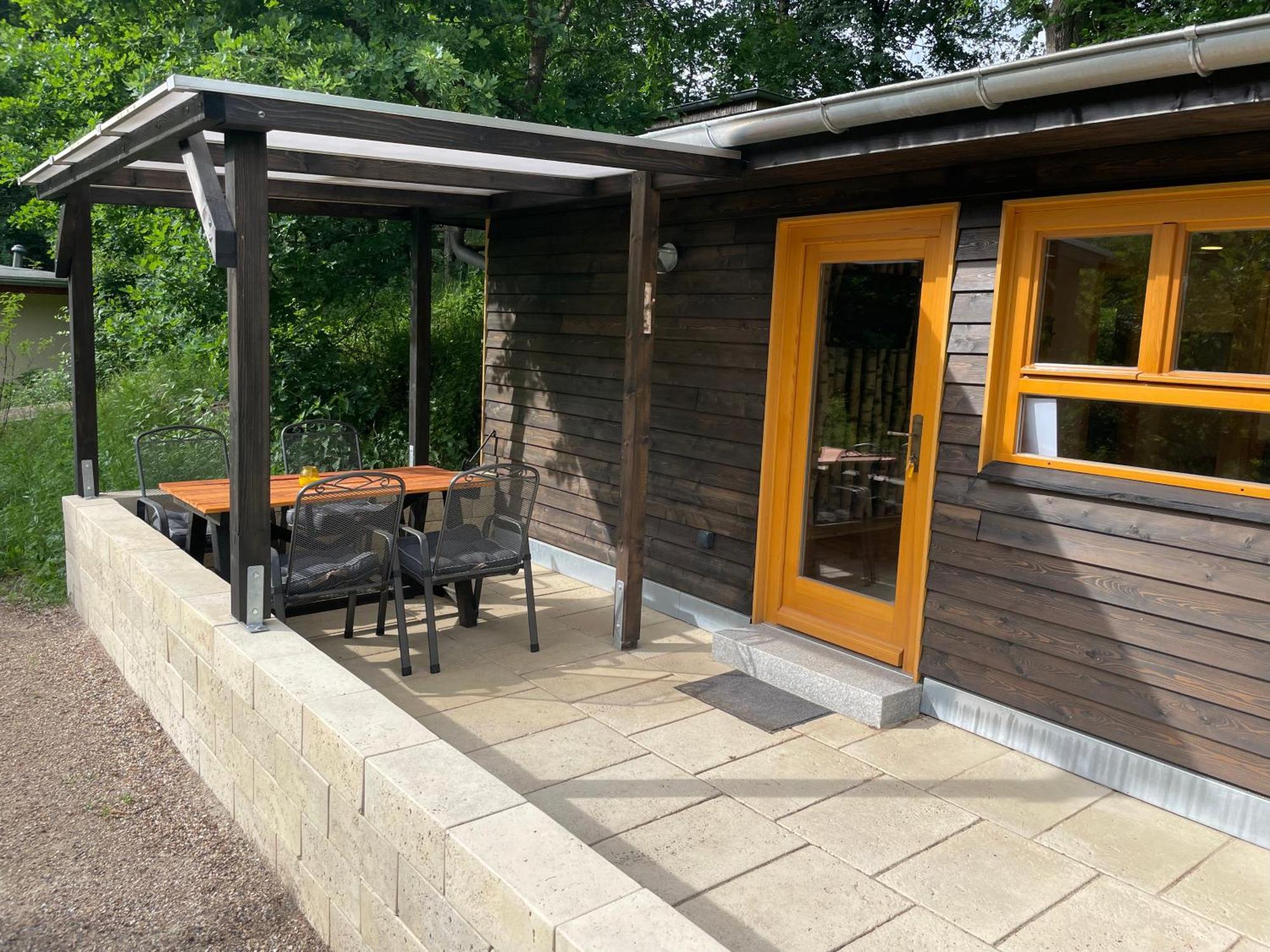 Bungalows Am Waldessaum Bei Hohenzieritz Ngoại thất bức ảnh